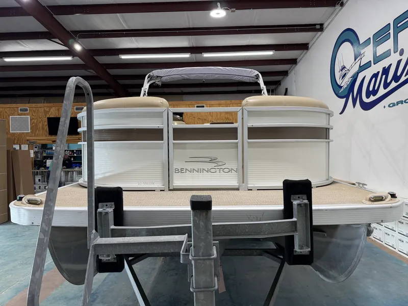 Slide: The Image of Bennington 22 SSLDX 2018 - 16