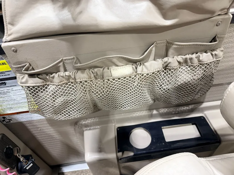 Slide: The Image of Premier 251 Cast-a-Way Fish & Cruise Pontoon & 115HP Mercury 4Stroke - $19,995 2007 - 33