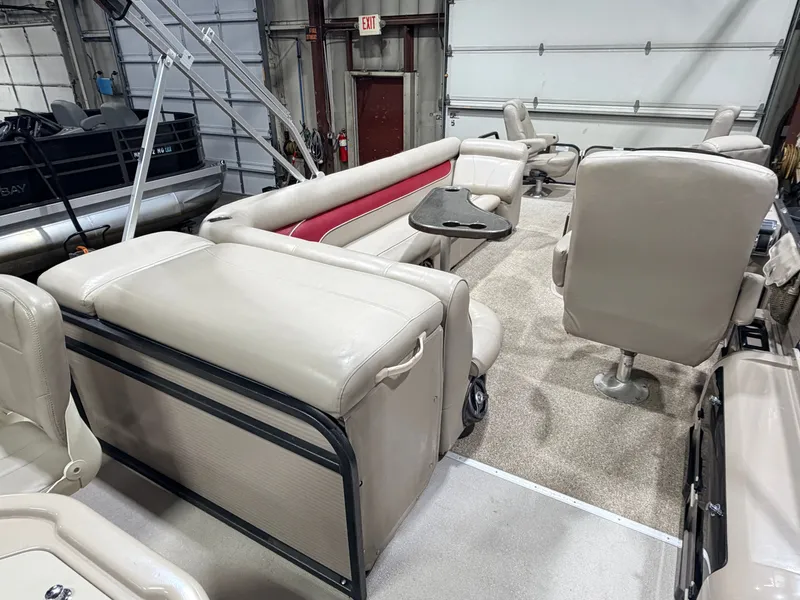 Slide: The Image of Premier 251 Cast-a-Way Fish & Cruise Pontoon & 115HP Mercury 4Stroke - $19,995 2007 - 53