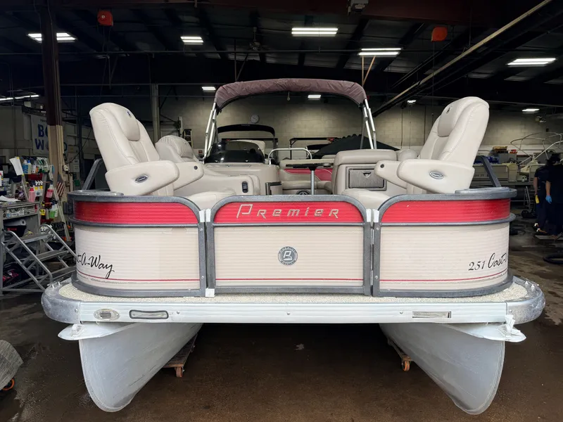 Slide: The Image of Premier 251 Cast-a-Way Fish & Cruise Pontoon & 115HP Mercury 4Stroke - $19,995 2007 - 64