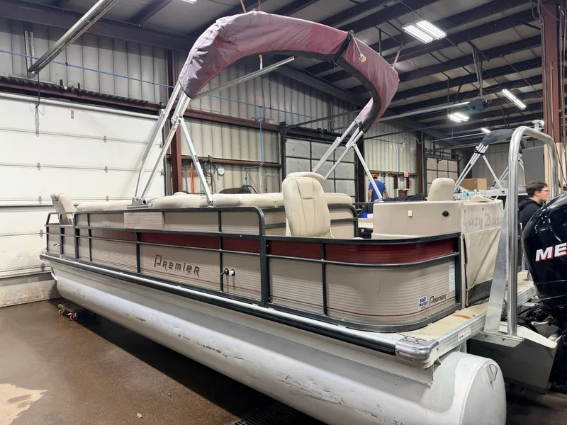 Slide: The Image of Premier 251 Cast-a-Way Fish & Cruise Pontoon & 115HP Mercury 4Stroke - $19,995 2007 - 68