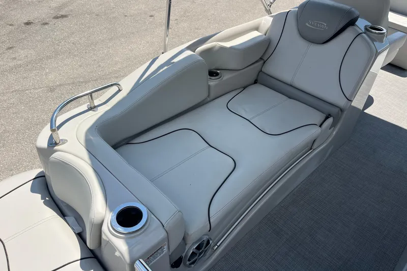 Slide: The Image of 2017 Sylvan Mandalay 8525 Sportlounger Twin with luxurious seating and cup holders. - 10