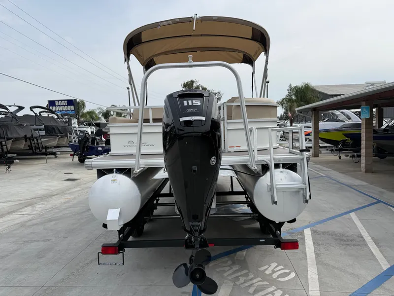 Slide: The Image of Sun Tracker Party Barge 22 DLX w/ 115HP Mercury! 2017 - 13