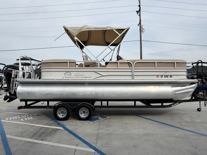Slide: The Image of Sun Tracker Party Barge 22 DLX w/ 115HP Mercury! 2017 - 3