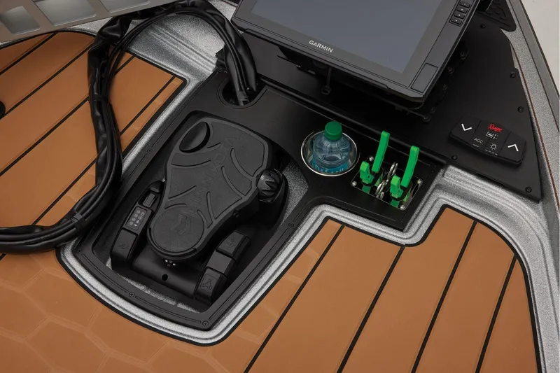 Slide: The Image of Manufacturer Provided Image: Ranger Z520R Ultra 2026 boat console with Garmin display and control pedal. - 18
