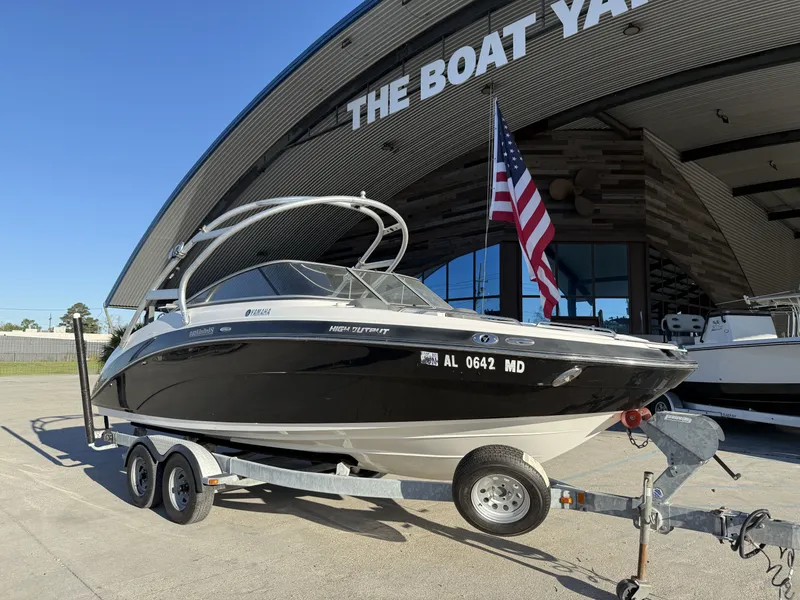 Slide: The Image of Yamaha Limited 242 2011 - 2