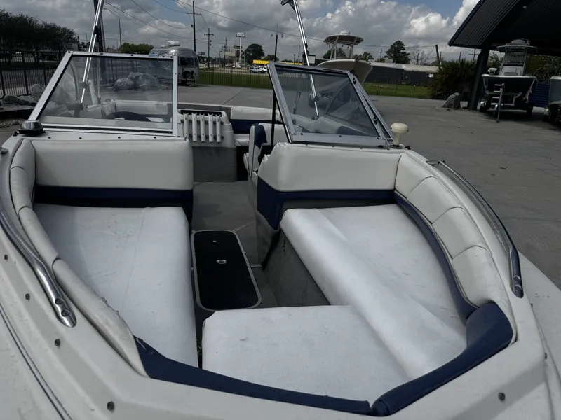 Slide: The Image of Bayliner 1950 1994 - 11