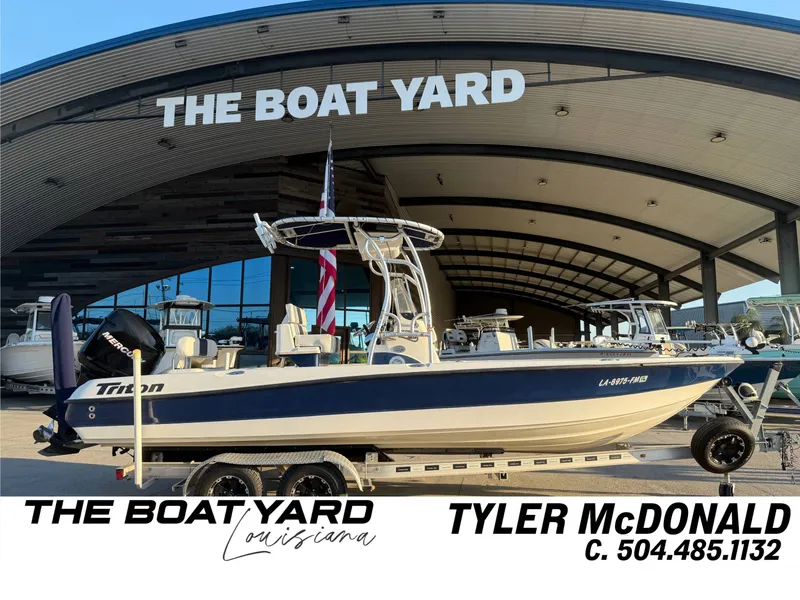 The Image of Triton 240 LTS 2006 - 1