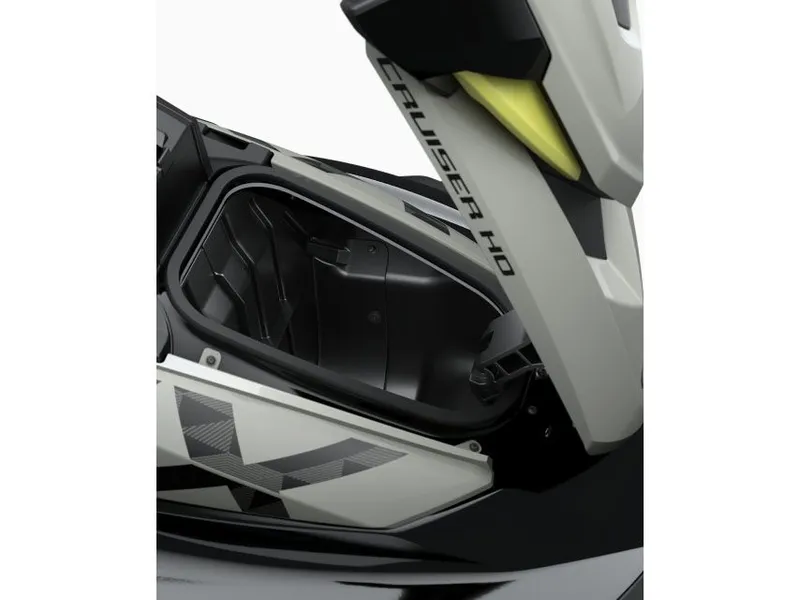 Slide: The Image of Yamaha VX Cruiser HO with Audio 2026 - 9