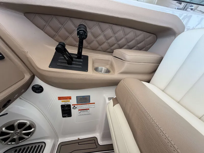 Slide: The Image of Cobalt 323 2011 - 24