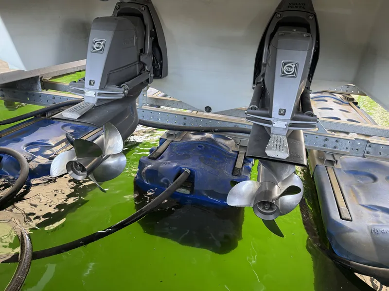 Slide: The Image of Cobalt 323 2011 - 6