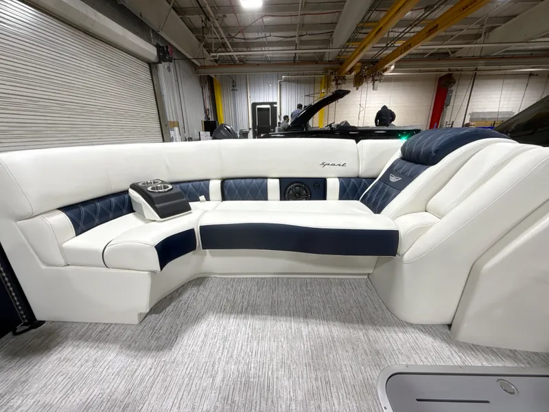 Slide: The Image of Bennington 25QXSBWA-ESP 2026 - 11