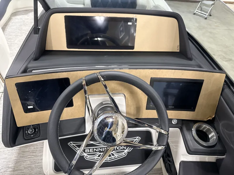 Slide: The Image of Bennington 25QXSBWA-ESP 2026 - 16