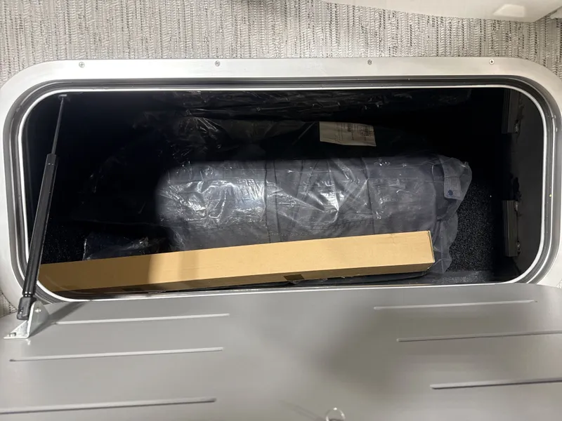 Slide: The Image of Bennington 25QXSBWA-ESP 2026 - 8