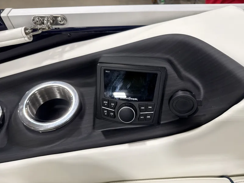 Slide: The Image of Bennington 25QXSBWA-ESP 2026 - 9