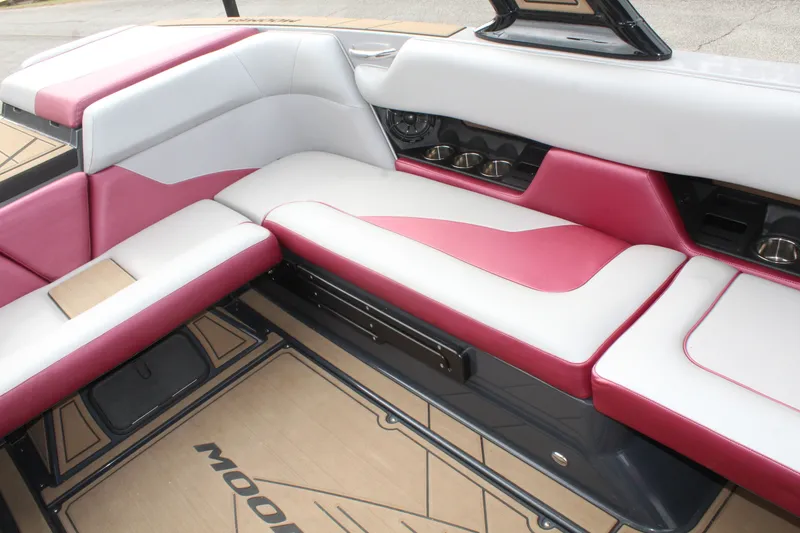 Slide: The Image of Moomba Mojo 2021 - 12