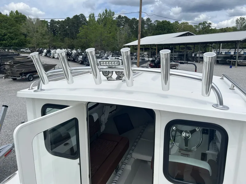 Slide: The Image of Parker Marine 217 Explorer WITH AC IN CABIN 2026 - 7