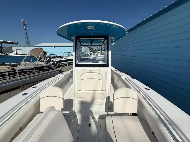 Slide: The Image of Sea Hunt Ultra 275 SE 2020 - 10