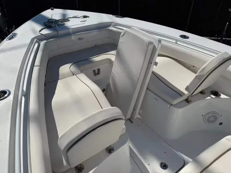 Slide: The Image of Sea Hunt Ultra 275 SE 2020 - 12