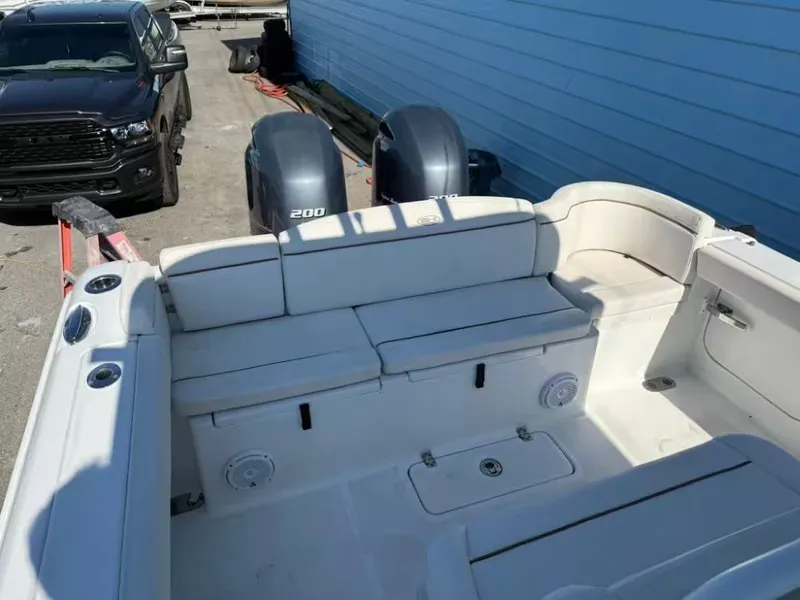 Slide: The Image of Sea Hunt Ultra 275 SE 2020 - 6