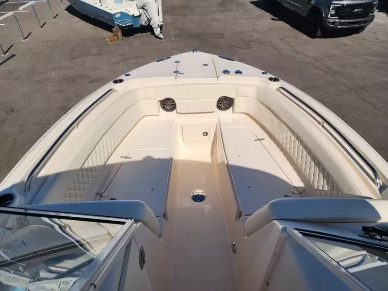 Slide: The Image of Grady-White Freedom 275 2026 - 15