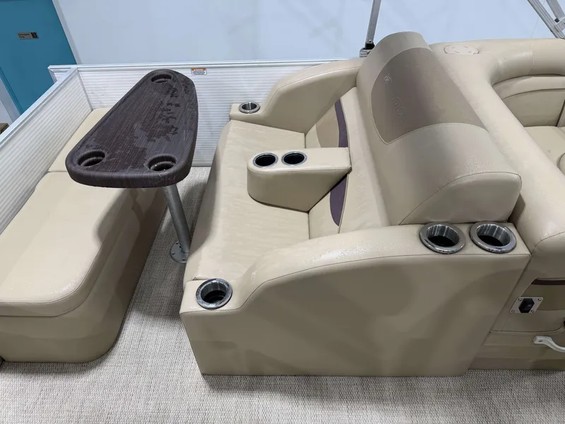 Slide: The Image of Bennington 22 SSLDX 2018 - 10