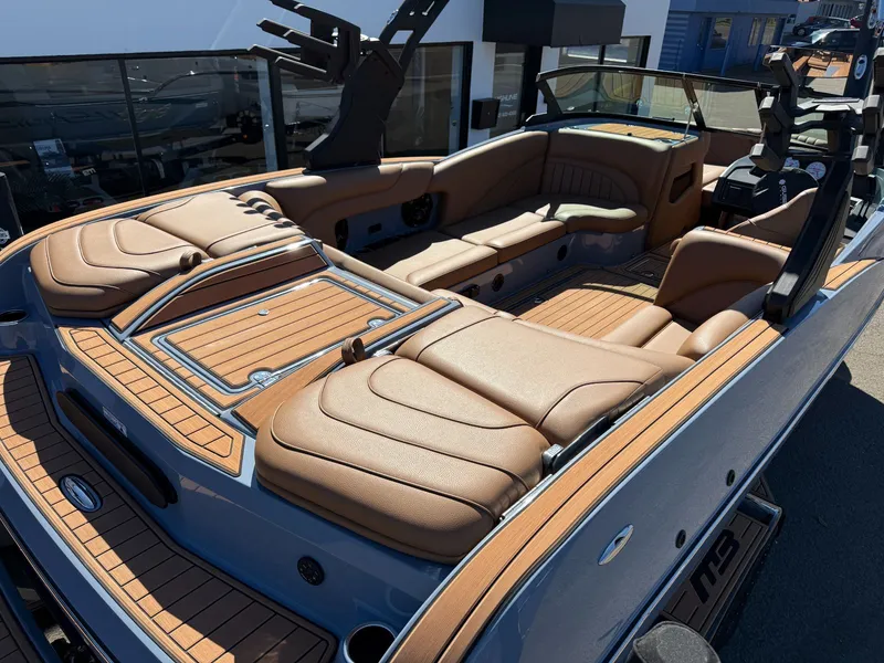 Slide: The Image of MB Sports Tomcat F22 Alpha 2024 - 12