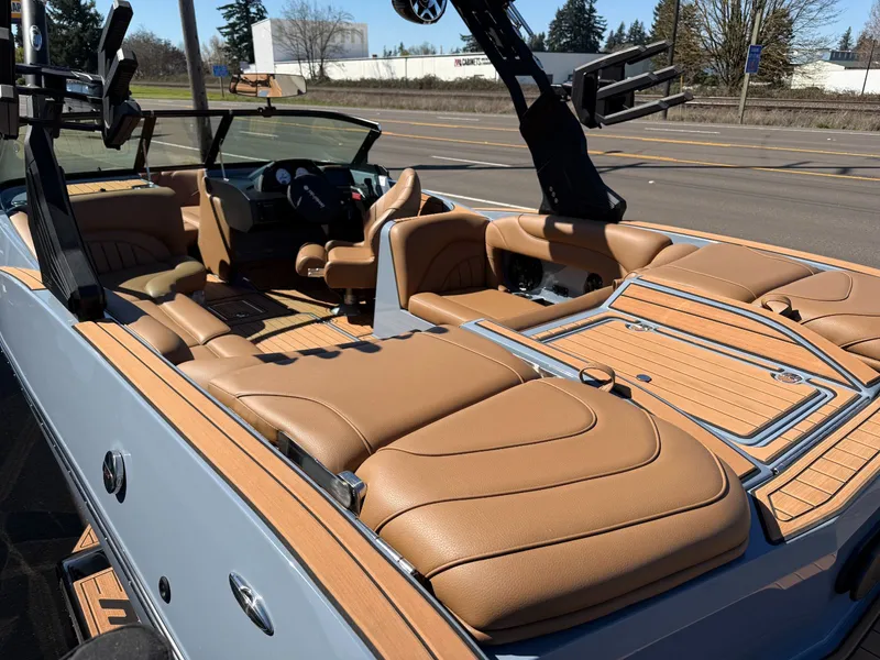 Slide: The Image of MB Sports Tomcat F22 Alpha 2024 - 8