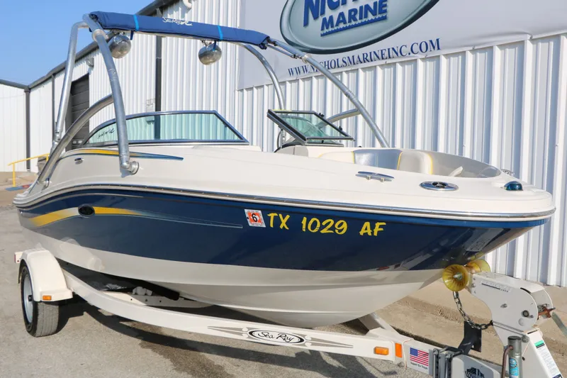 Slide: The Image of Sea Ray 185 Sport 2006 - 5