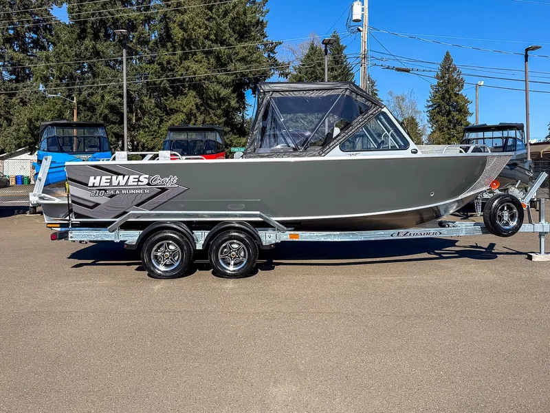 Slide: The Image of Hewescraft 210 Sea Runner ET 2026 - 2