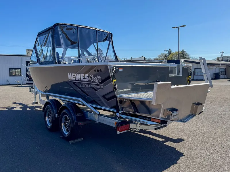 Slide: The Image of Hewescraft 210 Sea Runner ET 2026 - 5