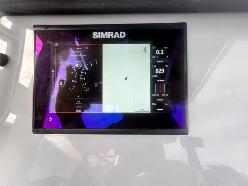 Slide: The Image of Bayliner Trophy 22CC 2026 - 19