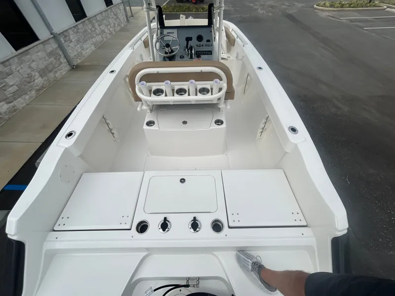 Slide: The Image of Bayliner Trophy 22CC 2026 - 24