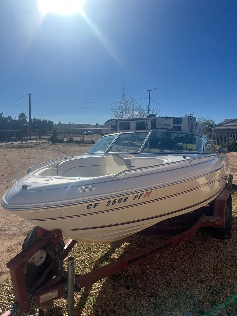 Slide: The Image of Sea Ray 190 Bow Rider 1998 - 2