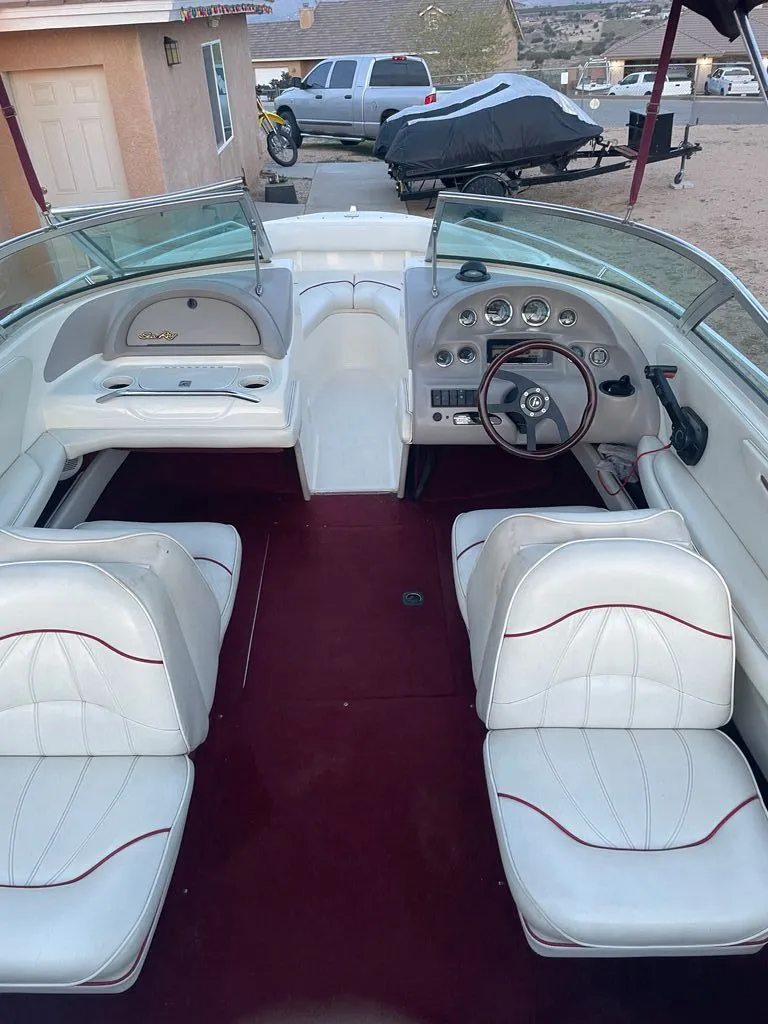 Slide: The Image of Sea Ray 190 Bow Rider 1998 - 5