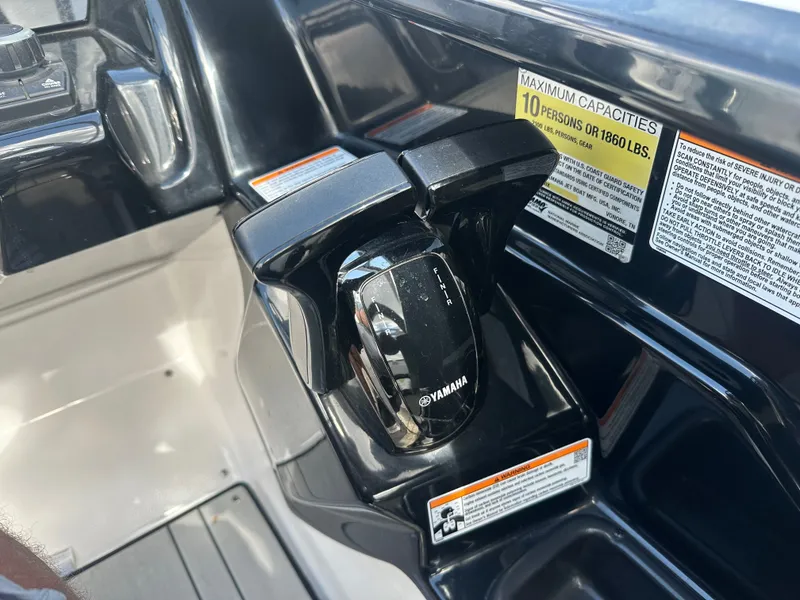 Slide: The Image of Yamaha 212XE 2022 - 13
