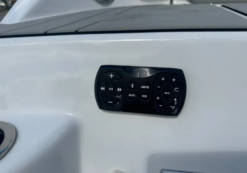 Slide: The Image of Yamaha 212XE 2022 - 22