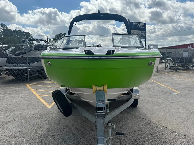 Slide: The Image of Yamaha 212XE 2022 - 3