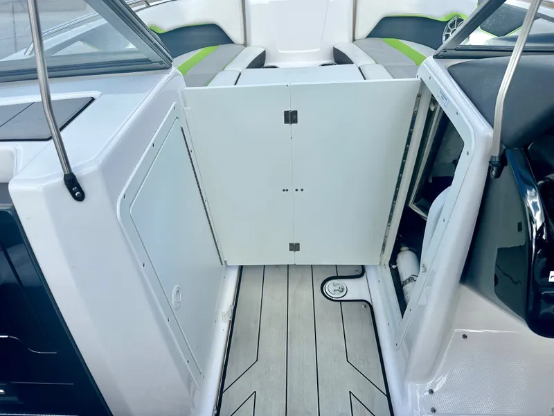 Slide: The Image of Yamaha 212XE 2022 - 9