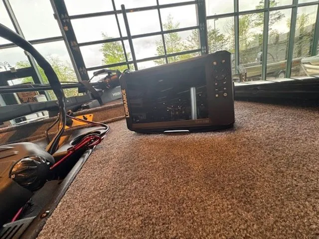 Slide: The Image of Tracker Pro Team 195 TXW 2026 - 39