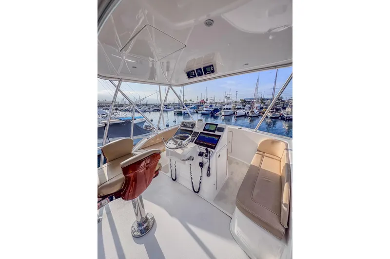 Slide: The Image of Cockpit of 2017 Viking 37 Billfish yacht with marina view. - 13