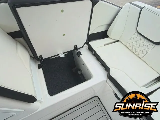 Slide: The Image of Yamaha 252SE 2026 - 23