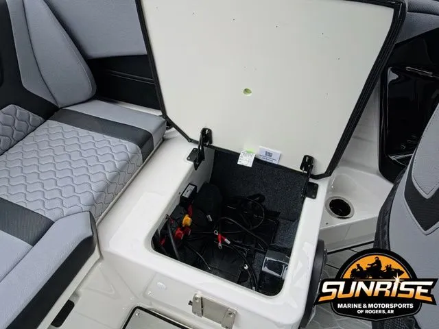 Slide: The Image of Yamaha 222XE 2026 - 25