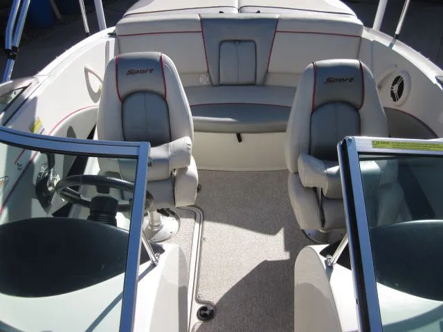 Slide: The Image of Sea Ray 195 Sport 2009 - 12