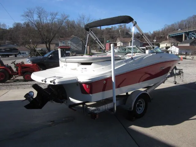 Slide: The Image of Sea Ray 195 Sport 2009 - 5