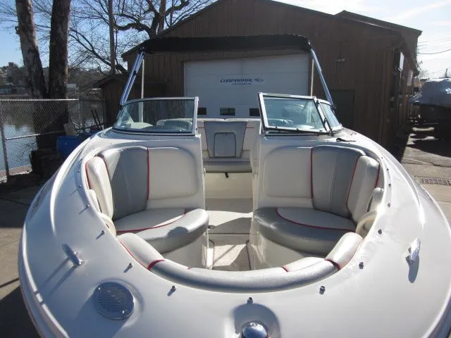Slide: The Image of Sea Ray 195 Sport 2009 - 9