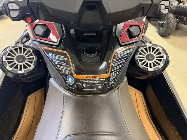 Slide: The Image of Kawasaki Ultra 310 LX 2026 - 20