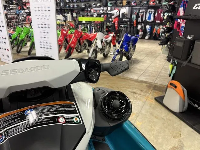 Slide: The Image of Sea-Doo GTI SE 130 2026 - 18