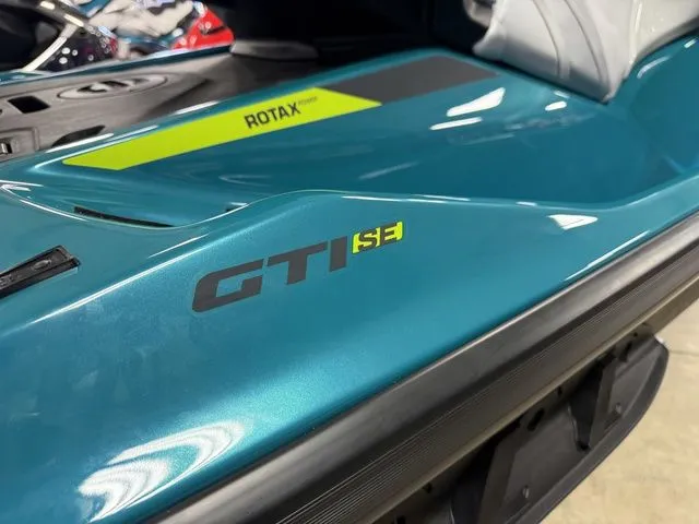 Slide: The Image of Sea-Doo GTI SE 130 2026 - 9