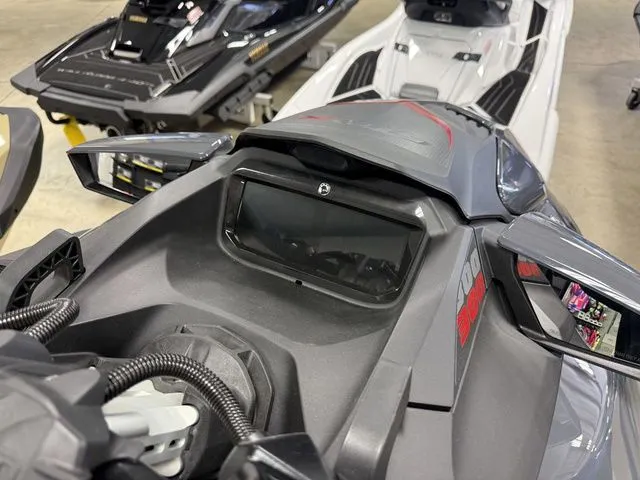 Slide: The Image of Sea-Doo GTR 2026 - 9